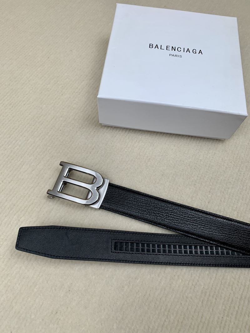 BALENCIAGA